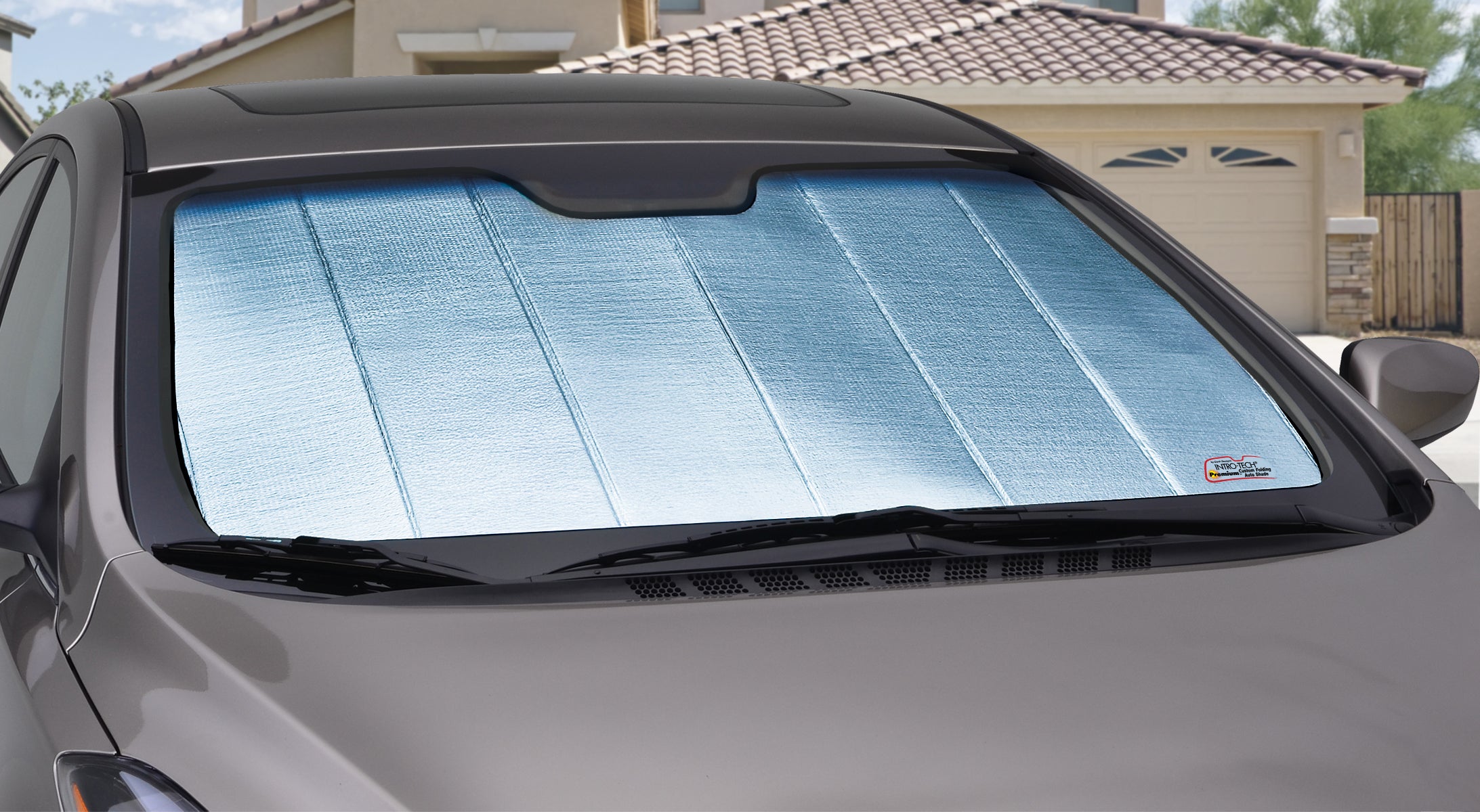 Intro-Tech Premium folding sunshade