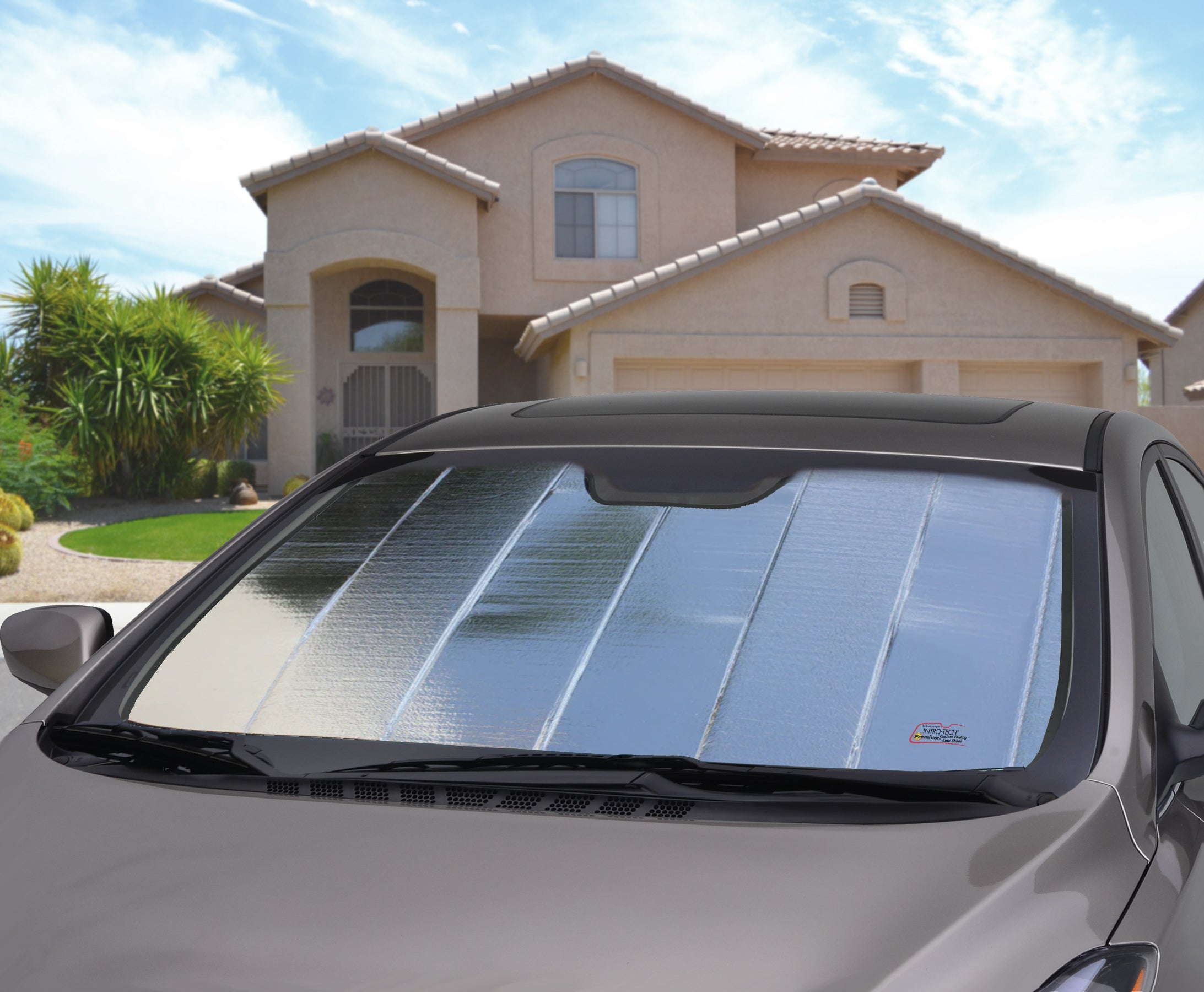 Intro-Tech Premium folding sunshade