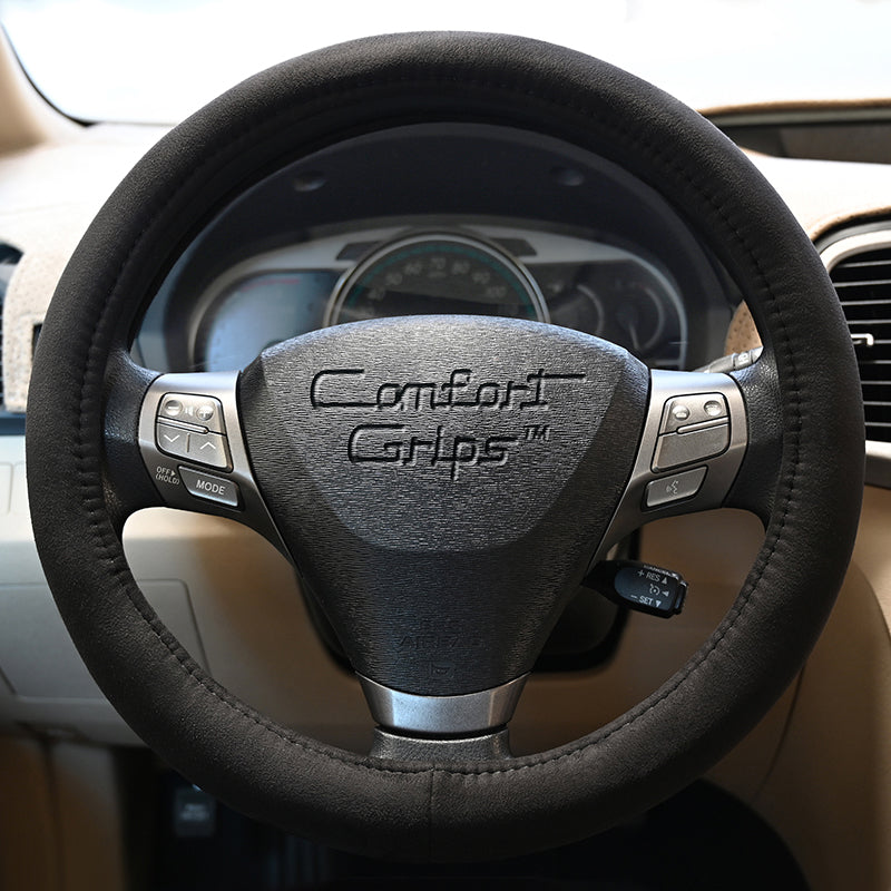 Ultra Plush Black steering wheel cover front view