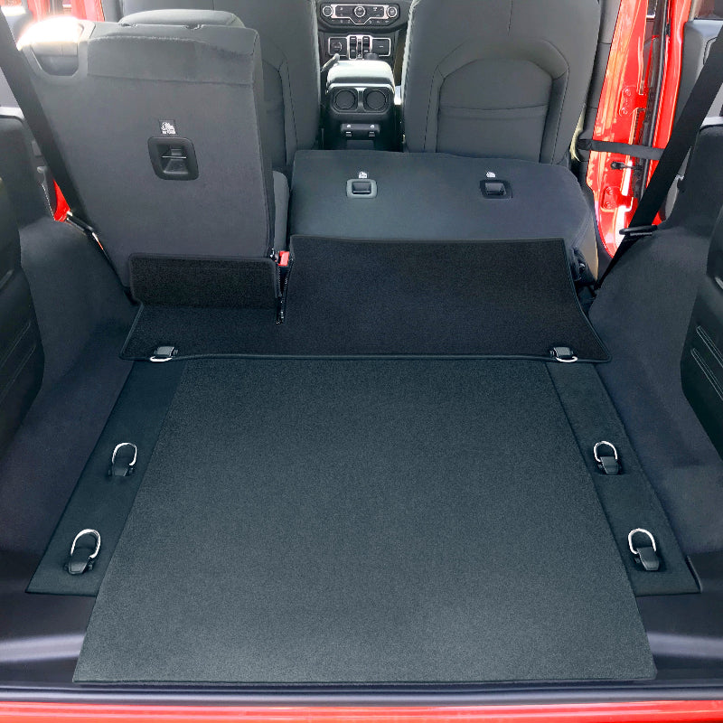 JLU Cargo Mat with Right Seat Down